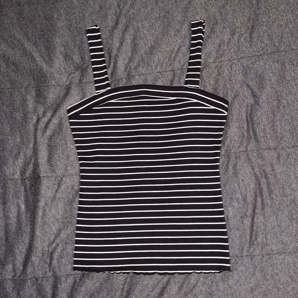 Aeropostale tank top.